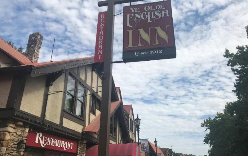 Ye Olde English Inn Hollister Eksteriør billede